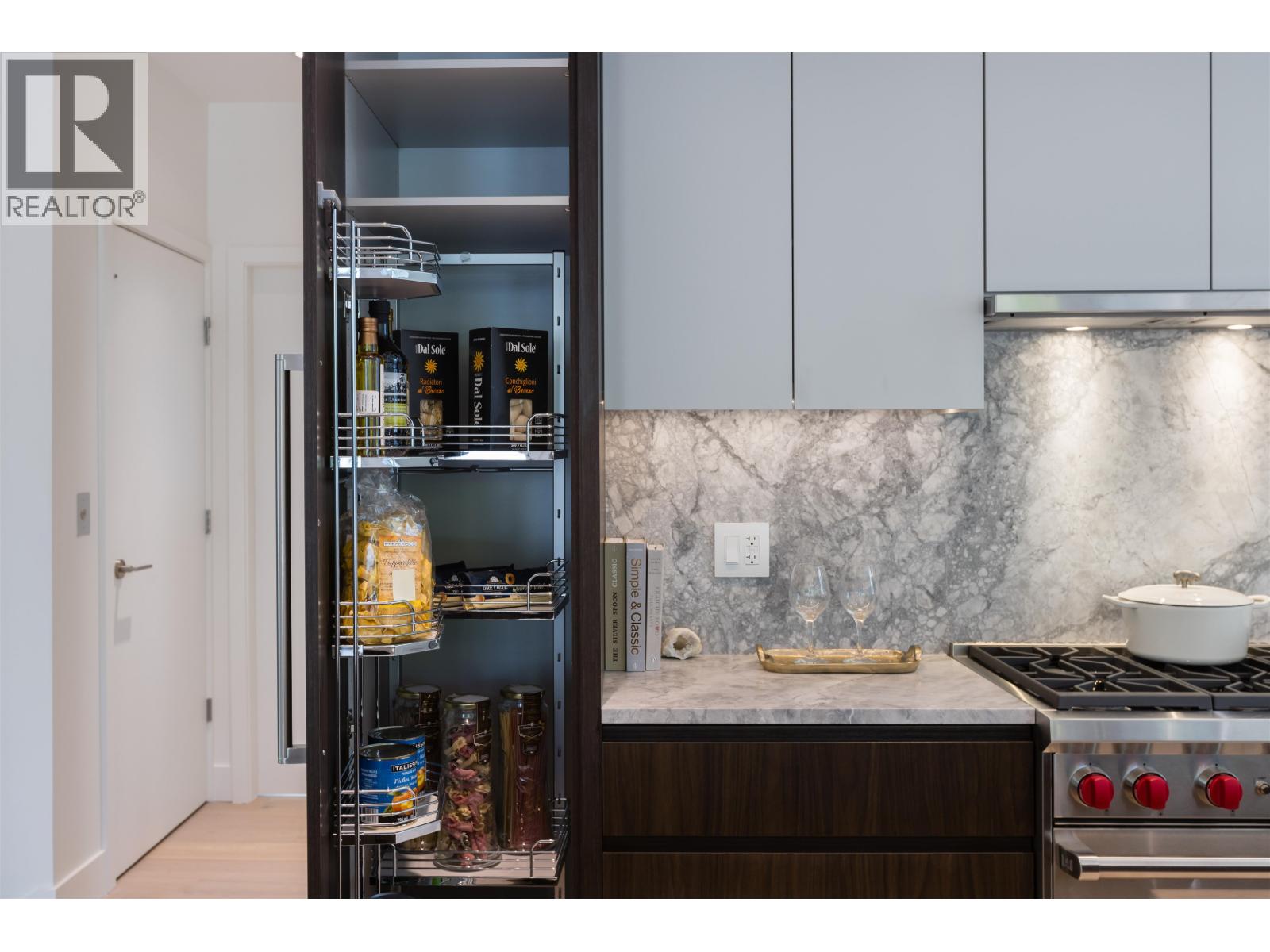 592 Arthur Erickson Place, West Vancouver, British Columbia  V7T 1J1 - Photo 16 - R3091056