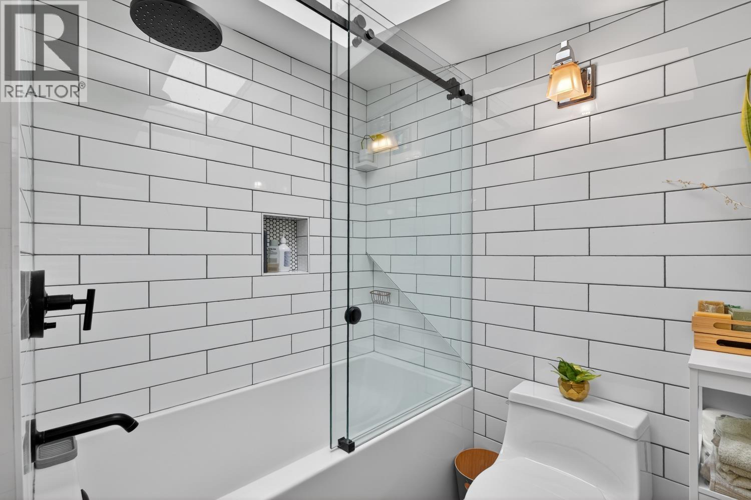 4387 St. George Street, Vancouver, British Columbia  V5V 4A3 - Photo 14 - R3091069