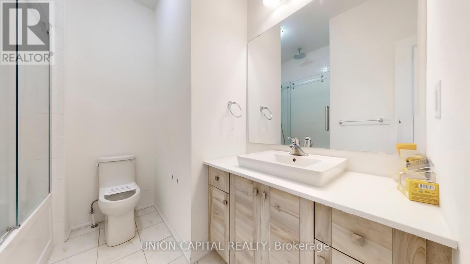 158 Ogston Crescent, Whitby, Ontario  L1P 0H3 - Photo 15 - E12798440