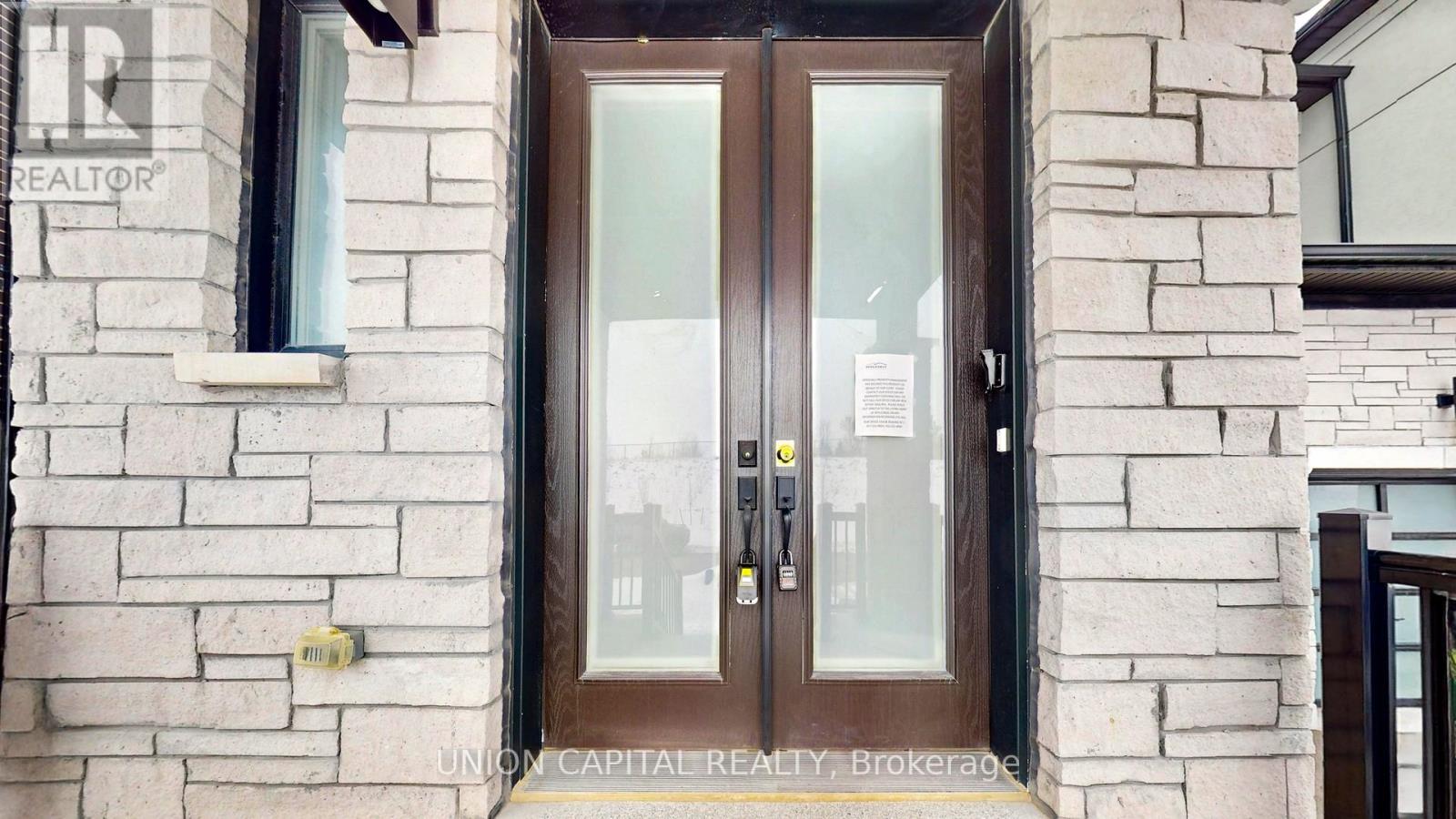 158 Ogston Crescent, Whitby, Ontario  L1P 0H3 - Photo 5 - E12798440