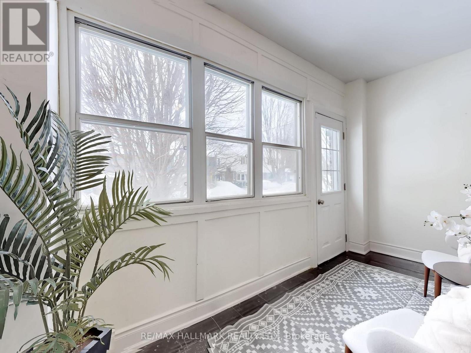 115 Hiltz Avenue, Toronto, Ontario  M4L 2N7 - Photo 18 - E12798460