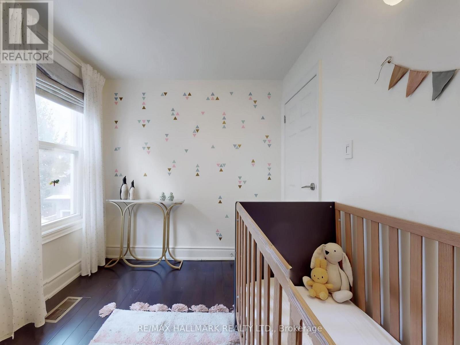 115 Hiltz Avenue, Toronto, Ontario  M4L 2N7 - Photo 32 - E12798460