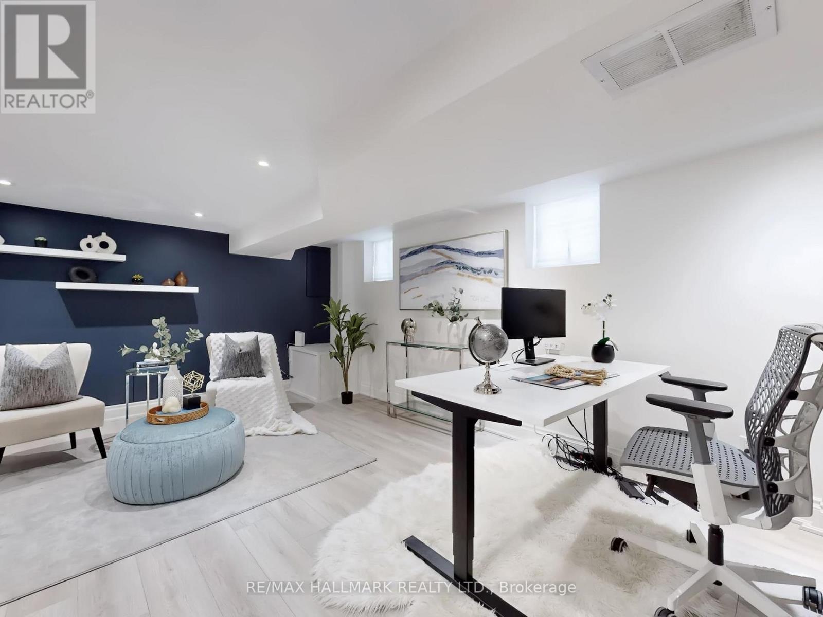 115 Hiltz Avenue, Toronto, Ontario  M4L 2N7 - Photo 41 - E12798460