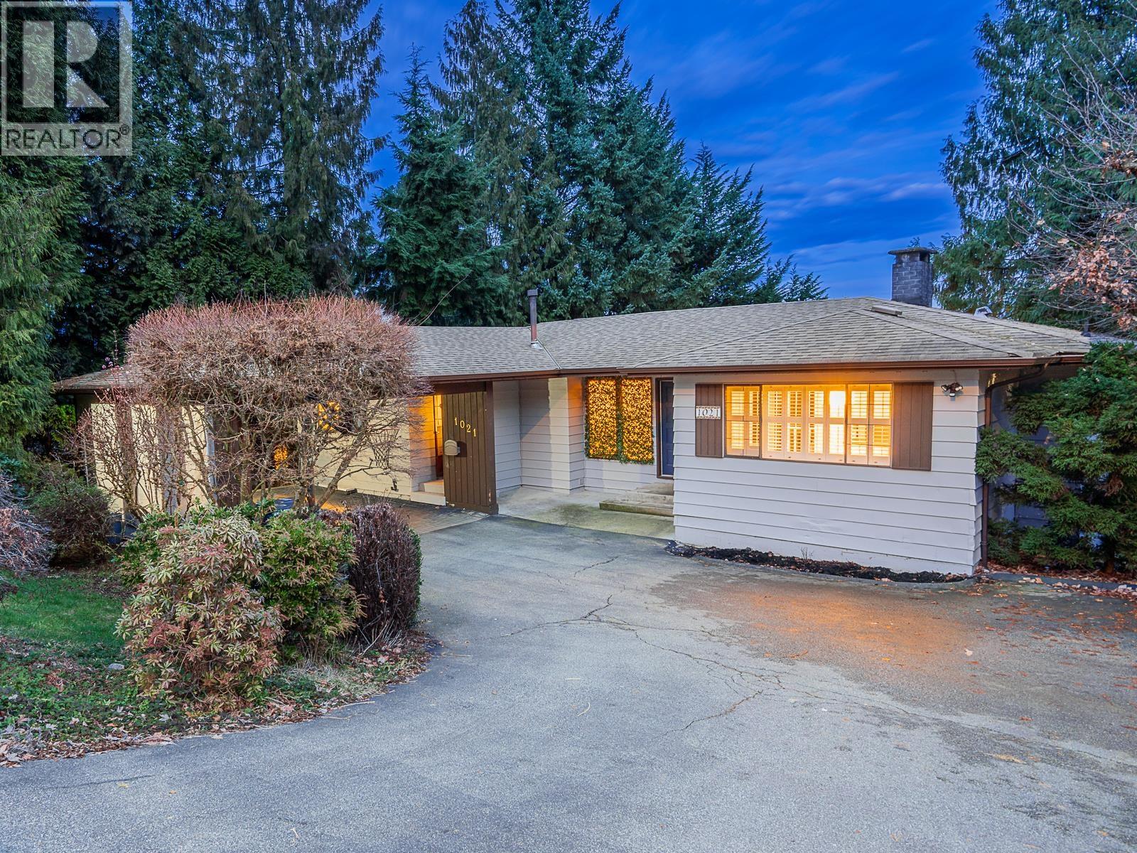 1021 OGDEN STREET, Coquitlam, British Columbia