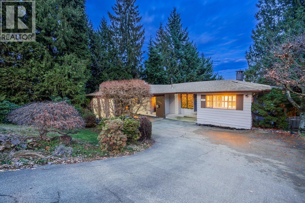 1021 Ogden Street, Coquitlam, British Columbia  V3C 3V8 - Photo 2 - R3089523