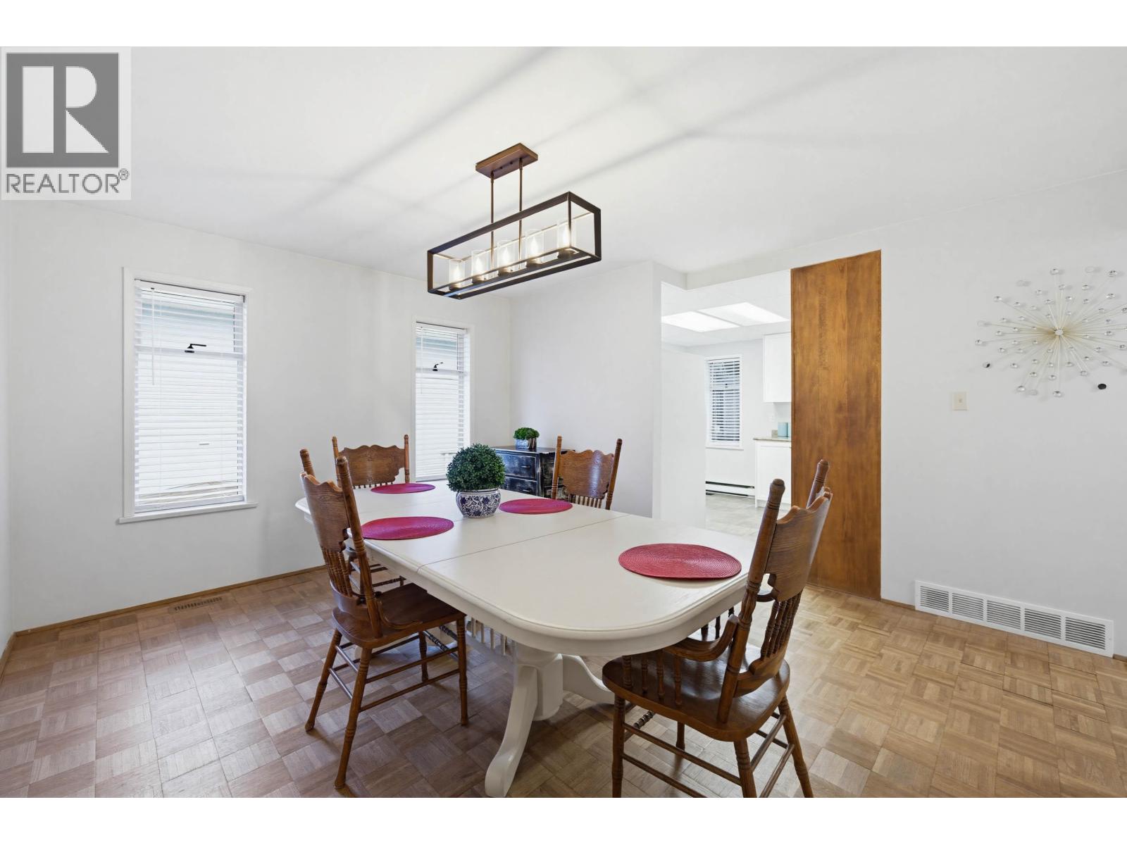 19475 116b Avenue, Pitt Meadows, British Columbia  V3Y 1G1 - Photo 9 - R3090730