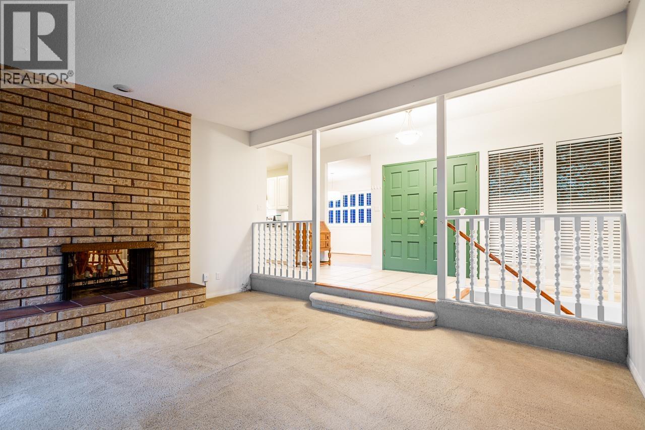 1021 Ogden Street, Coquitlam, British Columbia  V3C 3V8 - Photo 11 - R3089523