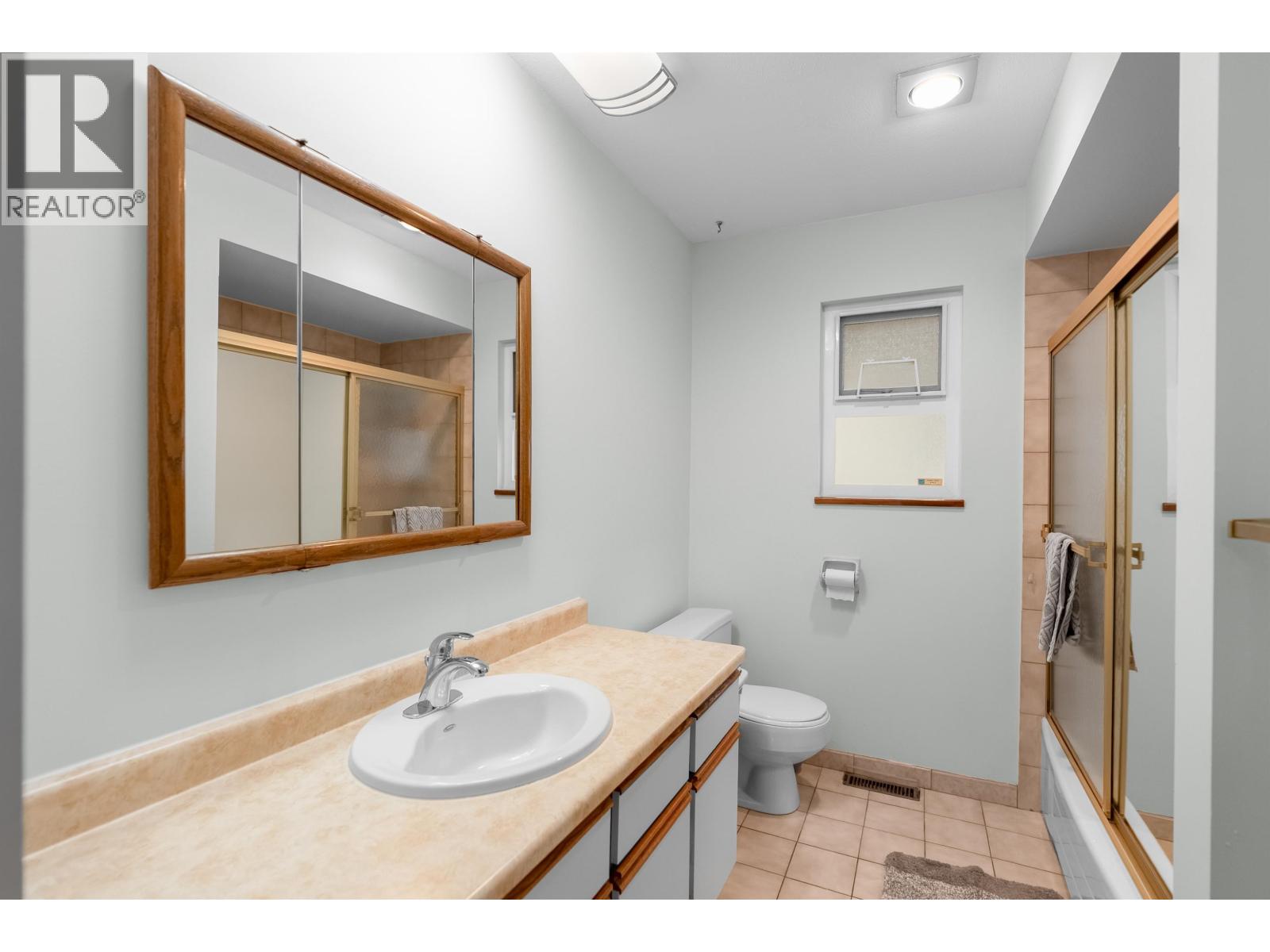 5486 Manor Street, Burnaby, British Columbia  V5G 1B7 - Photo 13 - R3090329