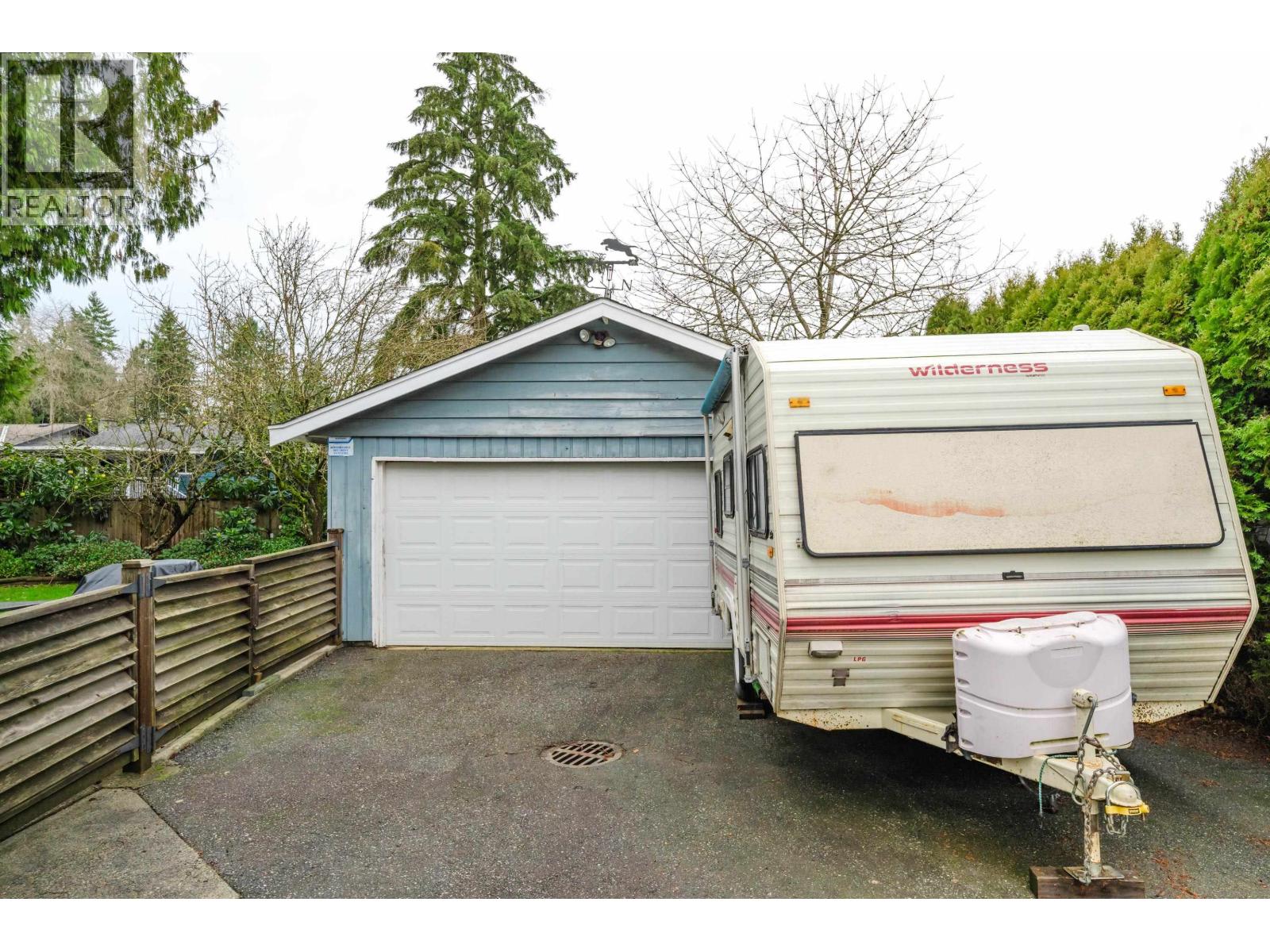 19475 116b Avenue, Pitt Meadows, British Columbia  V3Y 1G1 - Photo 40 - R3090730