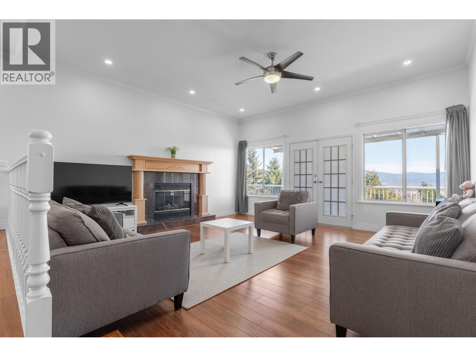 2765 Nadina Drive, Coquitlam, British Columbia  V3C 6A5 - Photo 11 - R3091003