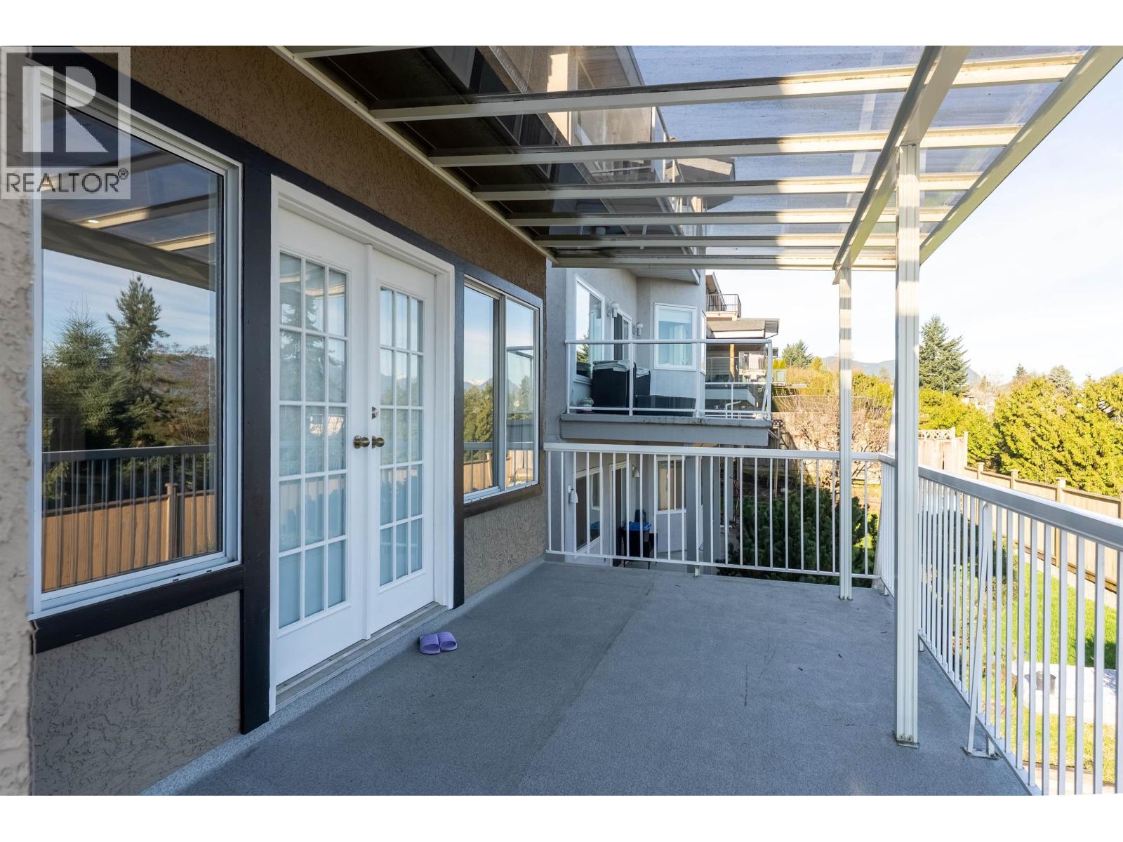 2765 Nadina Drive, Coquitlam, British Columbia  V3C 6A5 - Photo 36 - R3091003