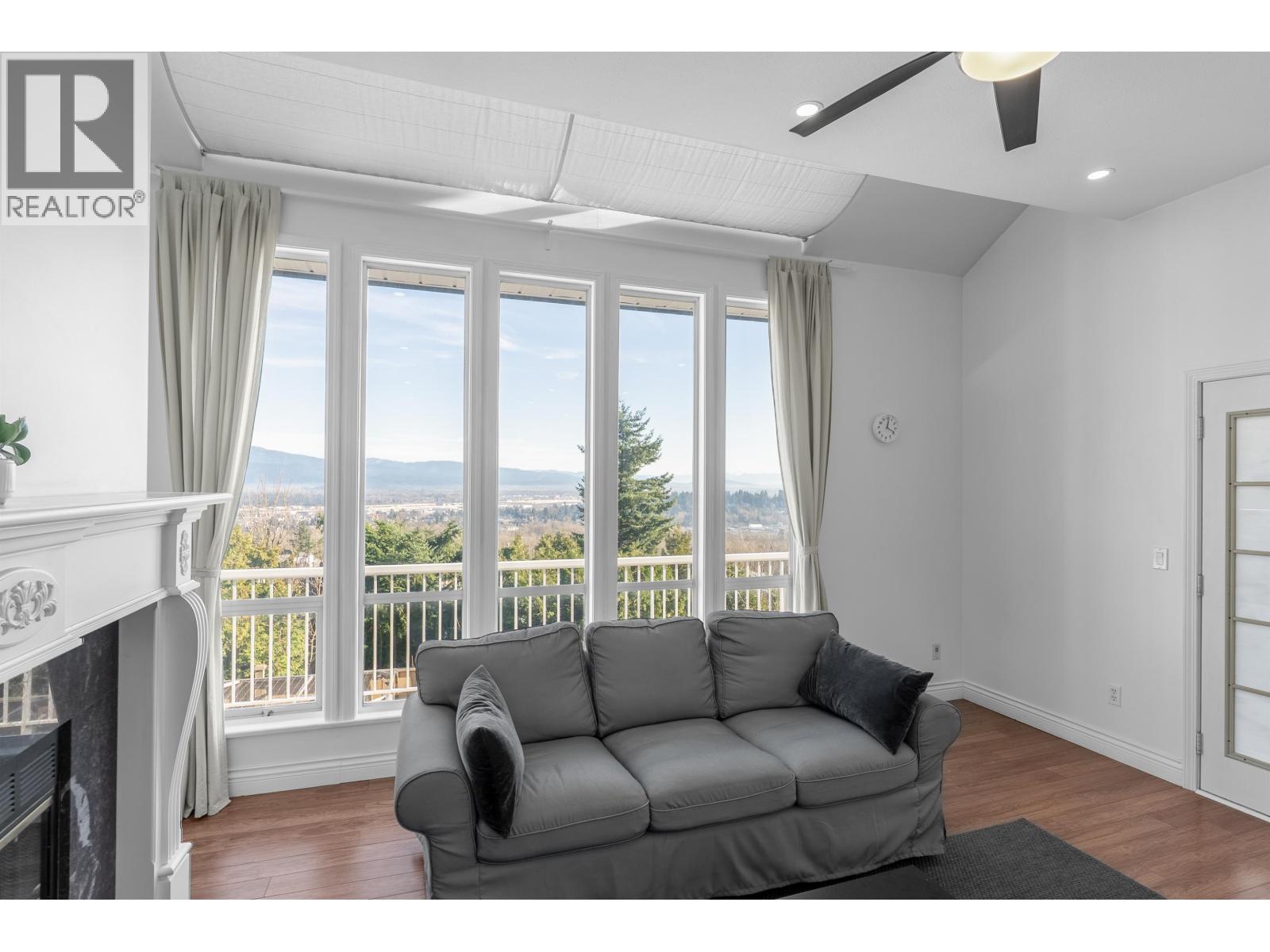 2765 Nadina Drive, Coquitlam, British Columbia  V3C 6A5 - Photo 18 - R3091003