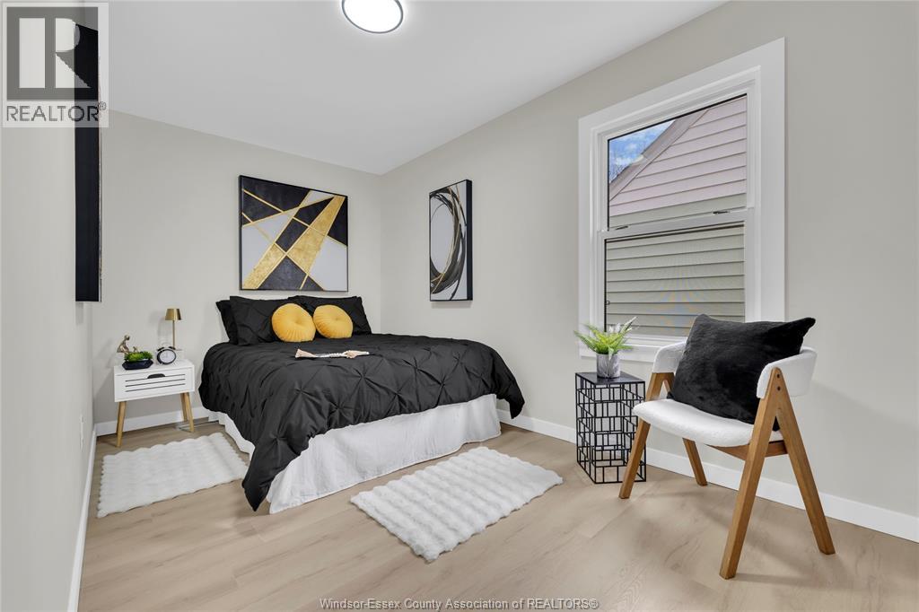 2351 Elsmere, Windsor, Ontario  N8W 2C5 - Photo 14 - 26003087