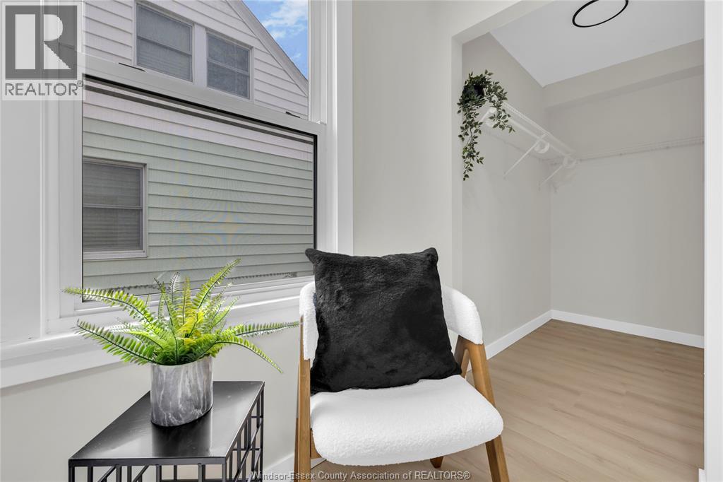 2351 Elsmere, Windsor, Ontario  N8W 2C5 - Photo 15 - 26003087