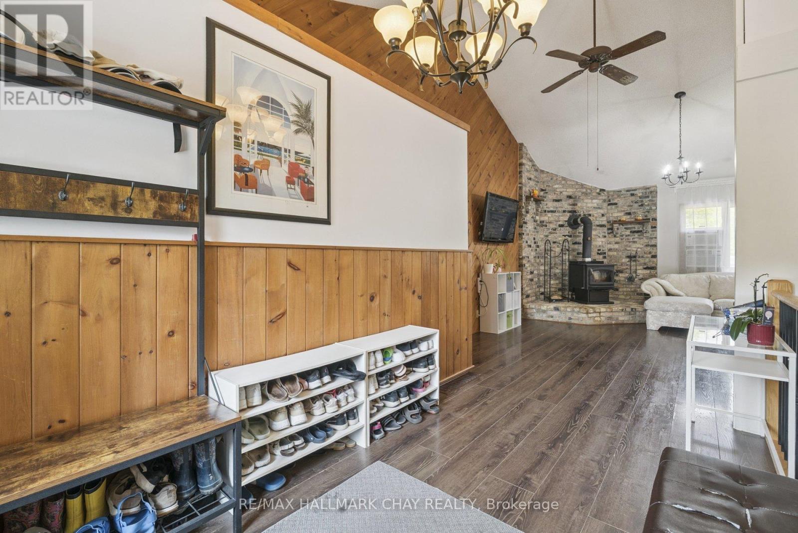 7521 County Road 10, Essa (Angus), Ontario  L0M 1B1 - Photo 15 - N12798428