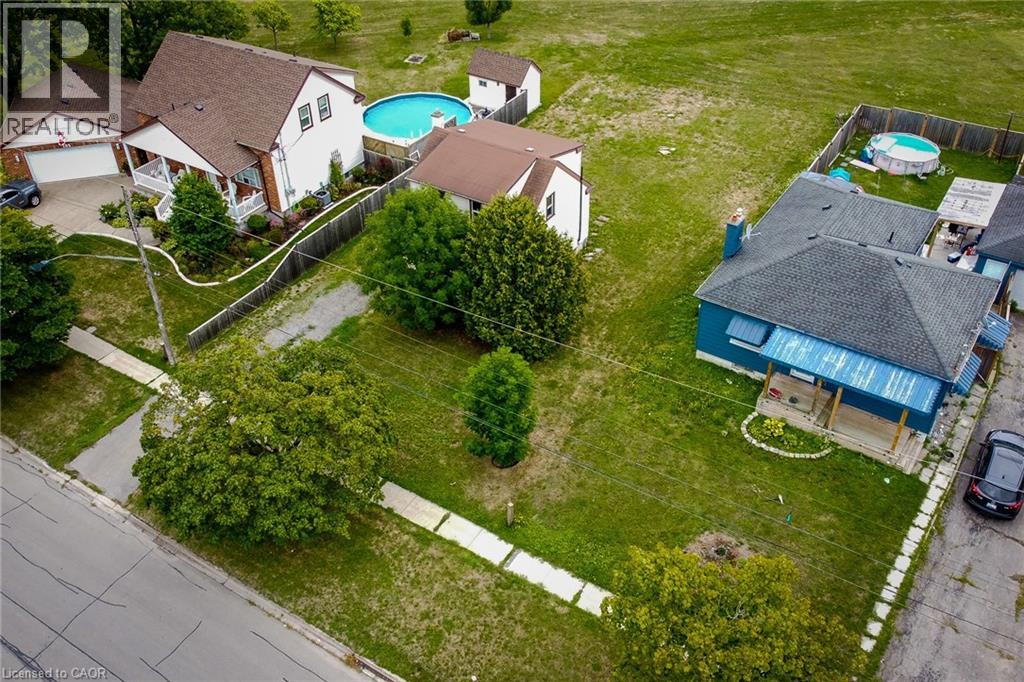 107 Saint George Street, Welland, Ontario  L3C 5N5 - Photo 2 - 40806010