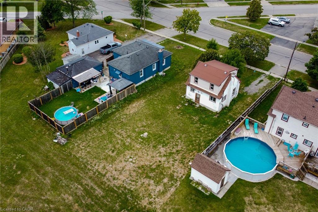 107 Saint George Street, Welland, Ontario  L3C 5N5 - Photo 3 - 40806010