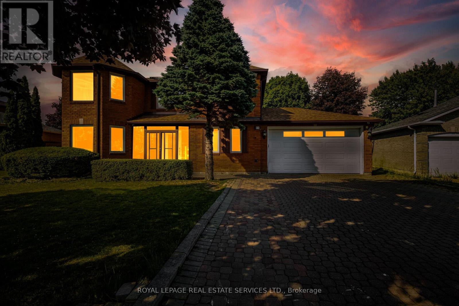 18 Tremont Court, Brampton, Ontario  L6Z 4C8 - Photo 1 - W12798422