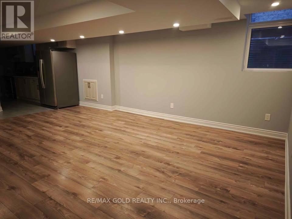 21 Savita Road, Brampton (Fletcher's Meadow), Ontario  L7A 3T2 - Photo 2 - W12798468