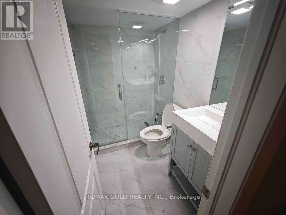 21 Savita Road, Brampton (Fletcher's Meadow), Ontario  L7A 3T2 - Photo 4 - W12798468