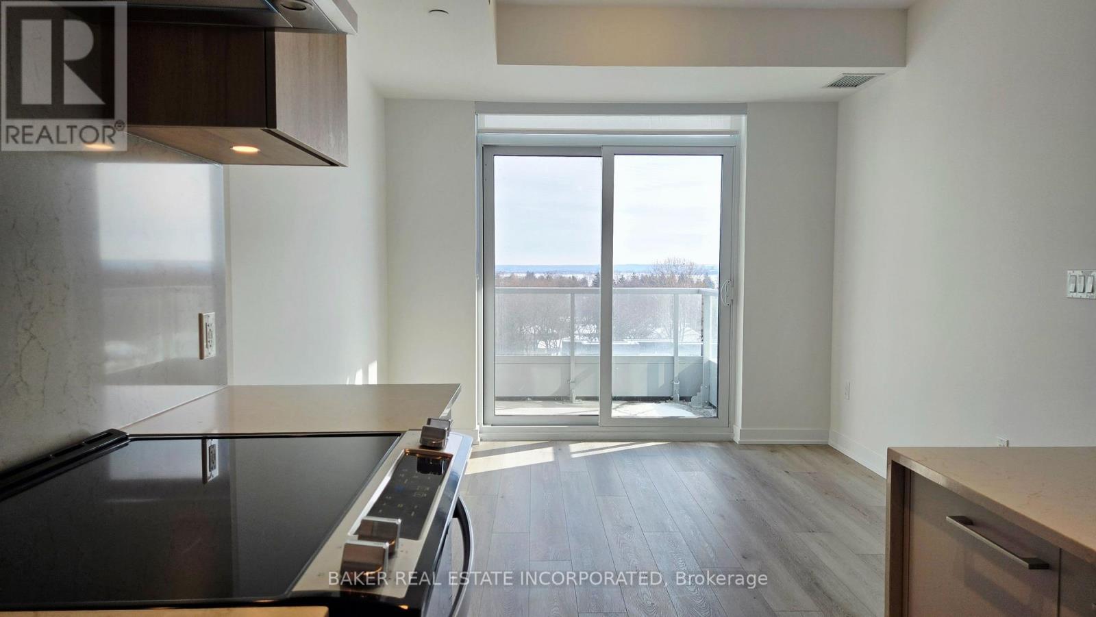 Lph 4 - 500 Plains Road E, Burlington, Ontario  L7T 0C8 - Photo 4 - W12798482