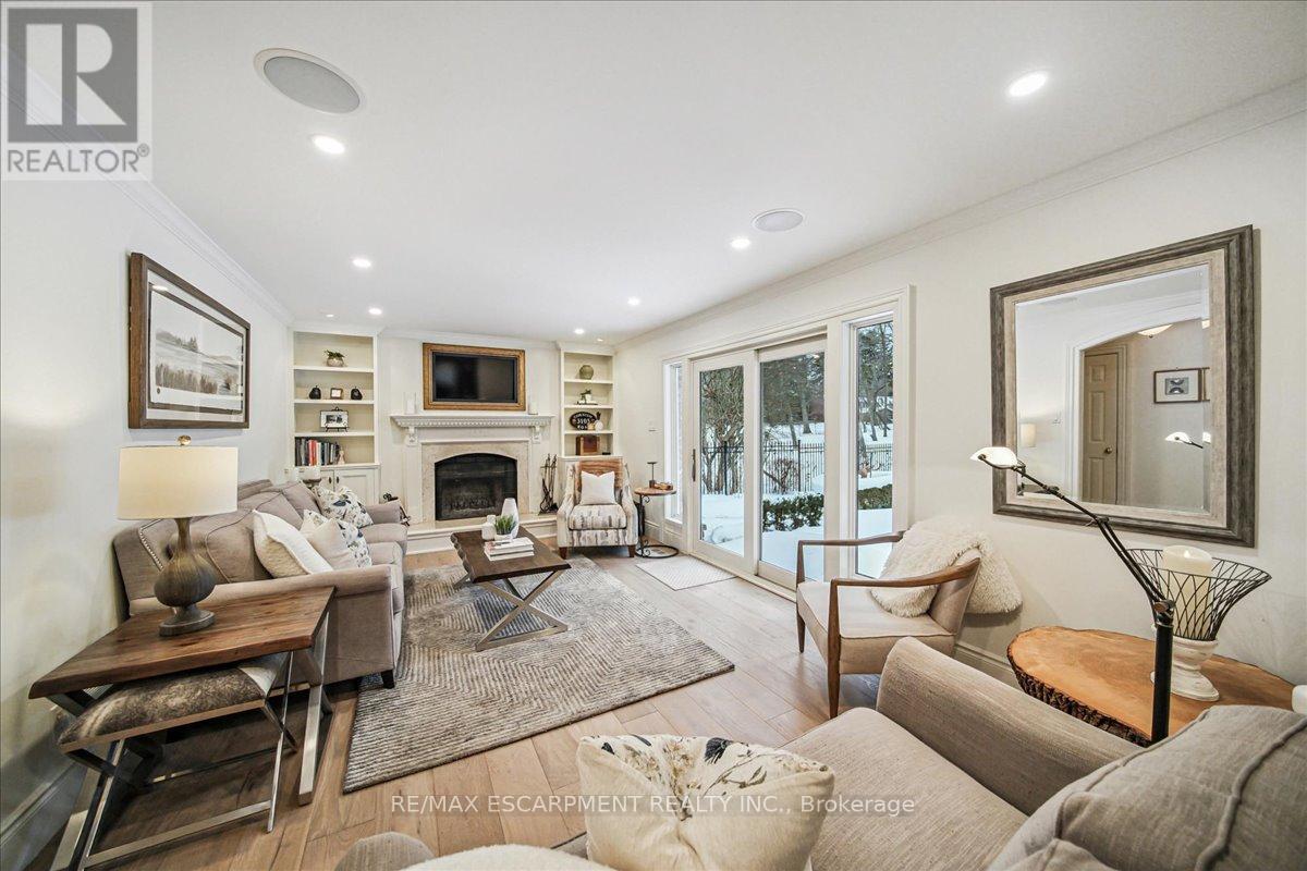 2305 Cheverie Street, Oakville, Ontario  L6J 6C5 - Photo 15 - W12798538