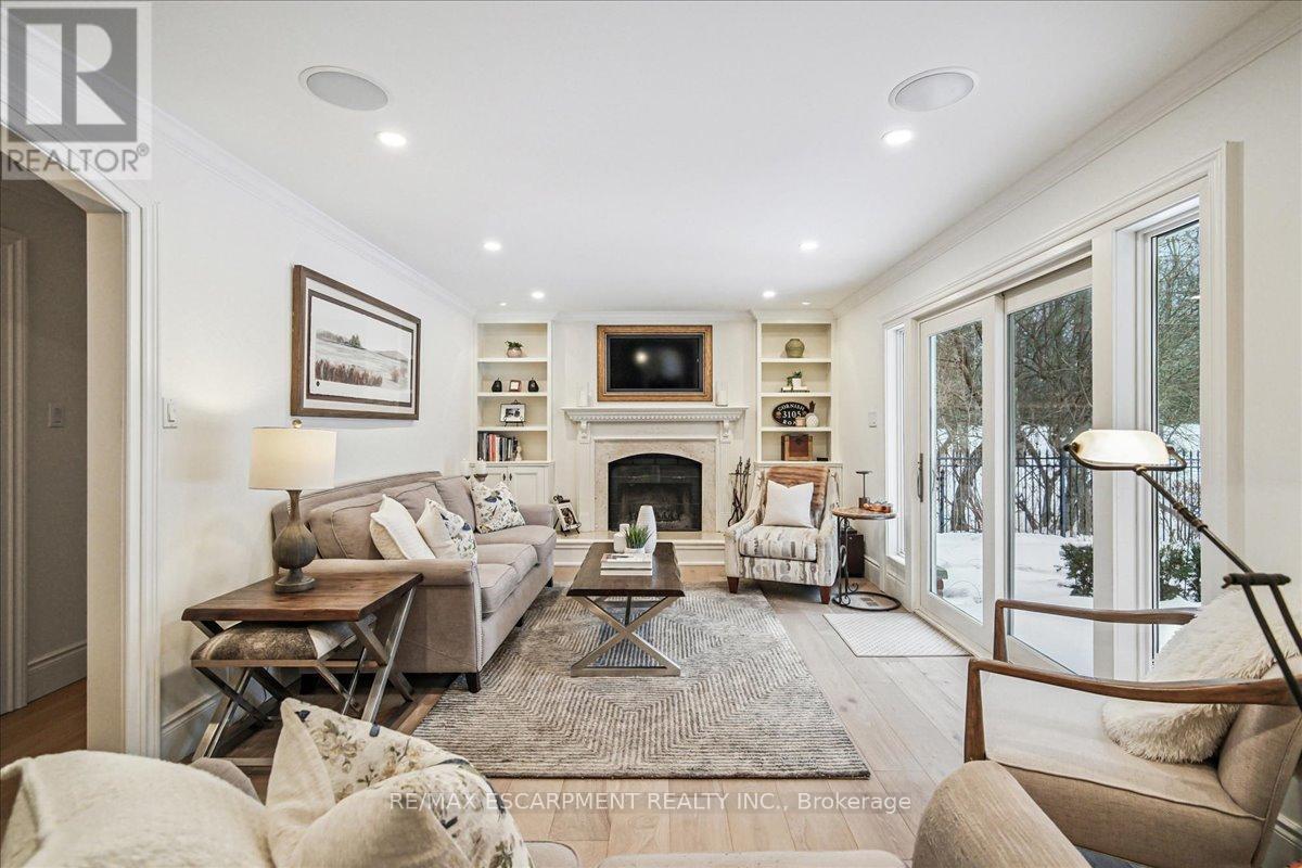 2305 Cheverie Street, Oakville, Ontario  L6J 6C5 - Photo 16 - W12798538