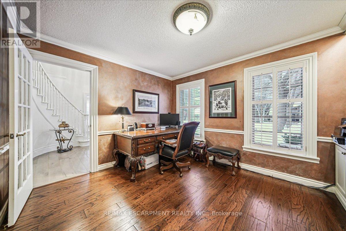 2305 Cheverie Street, Oakville, Ontario  L6J 6C5 - Photo 20 - W12798538