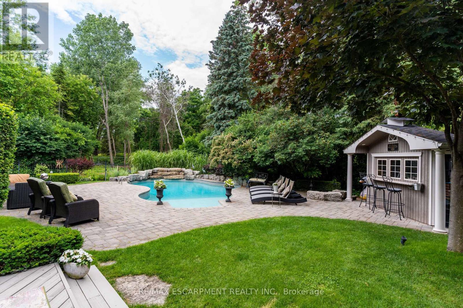 2305 Cheverie Street, Oakville, Ontario  L6J 6C5 - Photo 41 - W12798538