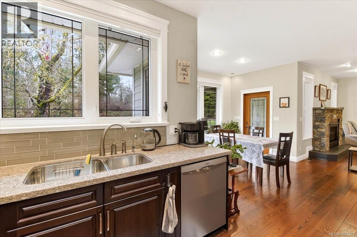 6325 Karen Pl, Port Alberni, British Columbia  V9Y 8K9 - Photo 14 - 1025376