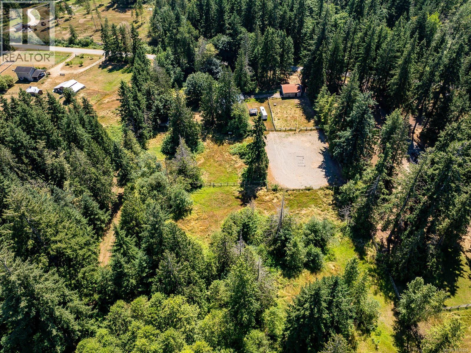 2468 Endall Rd, Black Creek, British Columbia  V0R 1C0 - Photo 17 - 1026326