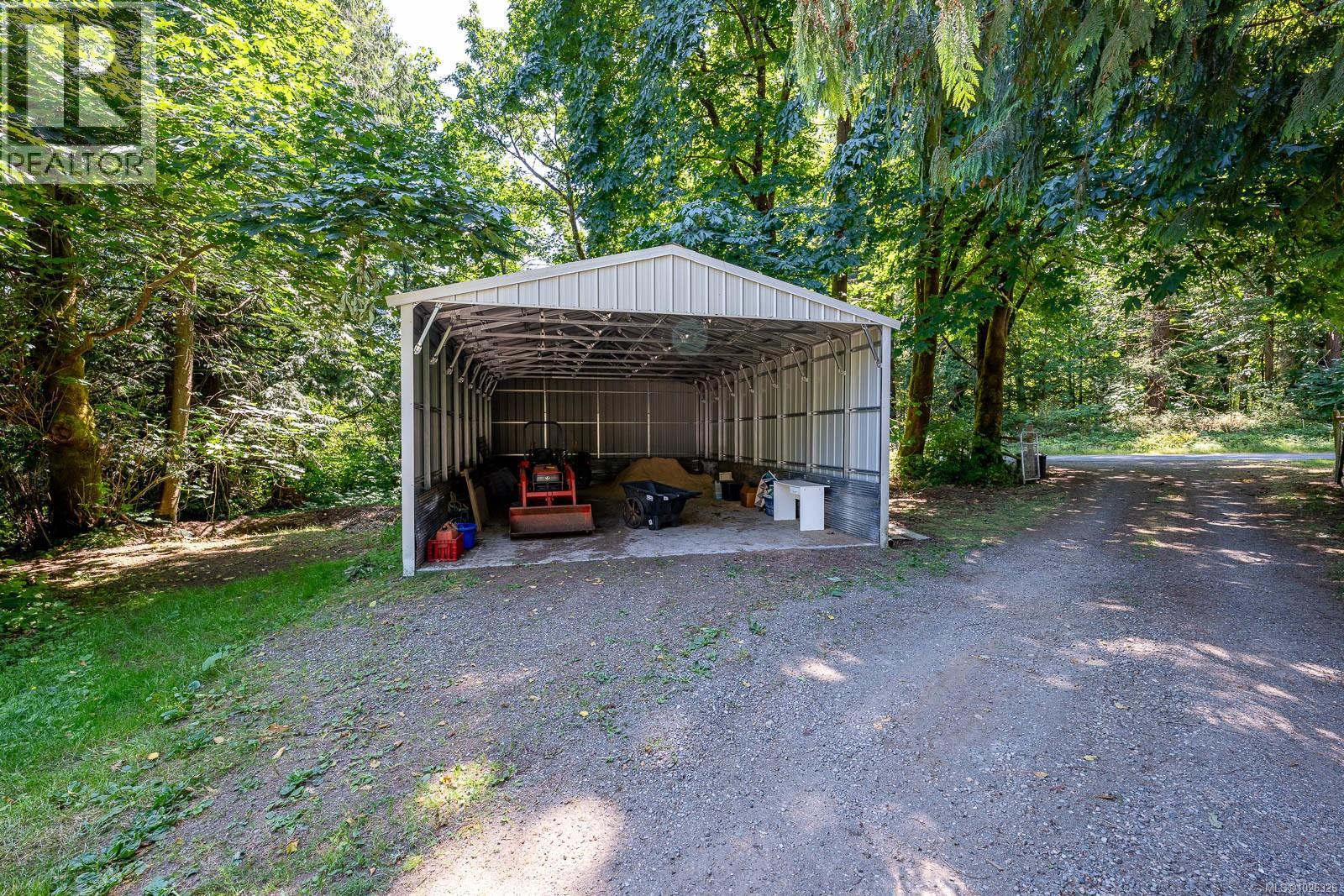 2468 Endall Rd, Black Creek, British Columbia  V0R 1C0 - Photo 30 - 1026326