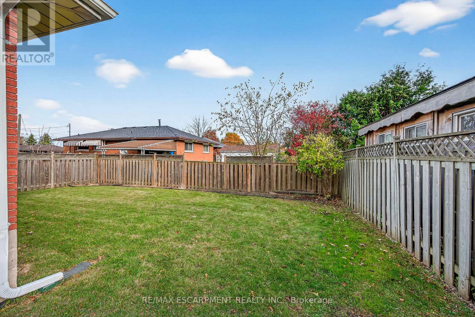 5 Mountbatten Drive, Hamilton, Ontario  L9C 3V2 - Photo 4 - X12798526