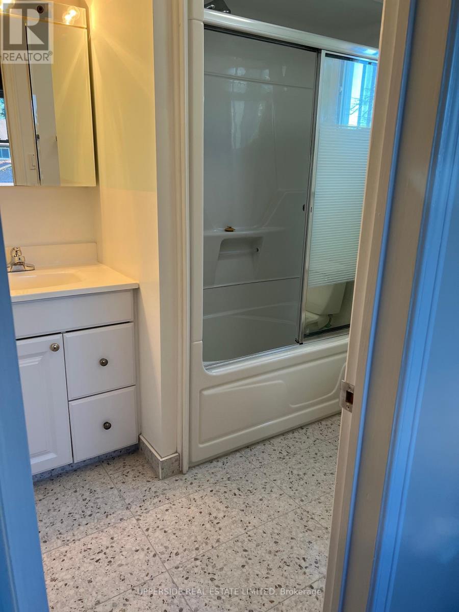 1524 Woodruff Crescent, Pickering, Ontario  L1V 3S6 - Photo 14 - E12792038