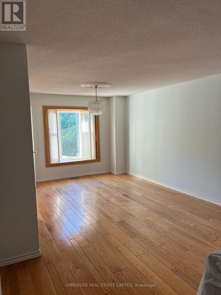 1524 Woodruff Crescent, Pickering, Ontario  L1V 3S6 - Photo 6 - E12792038