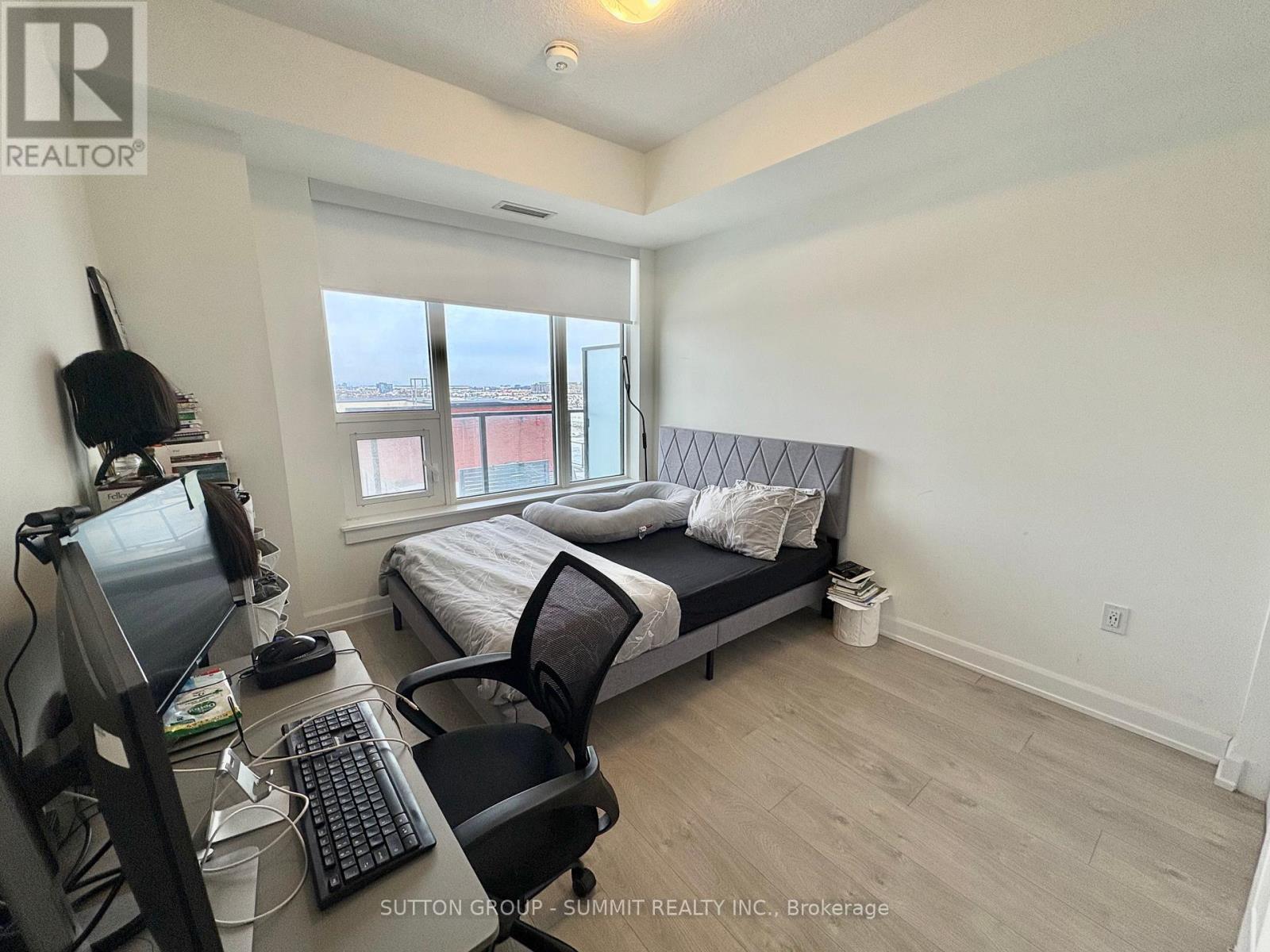 1210 - 3200 William Coltson Avenue, Oakville, Ontario  L6H 7W6 - Photo 10 - W12774346