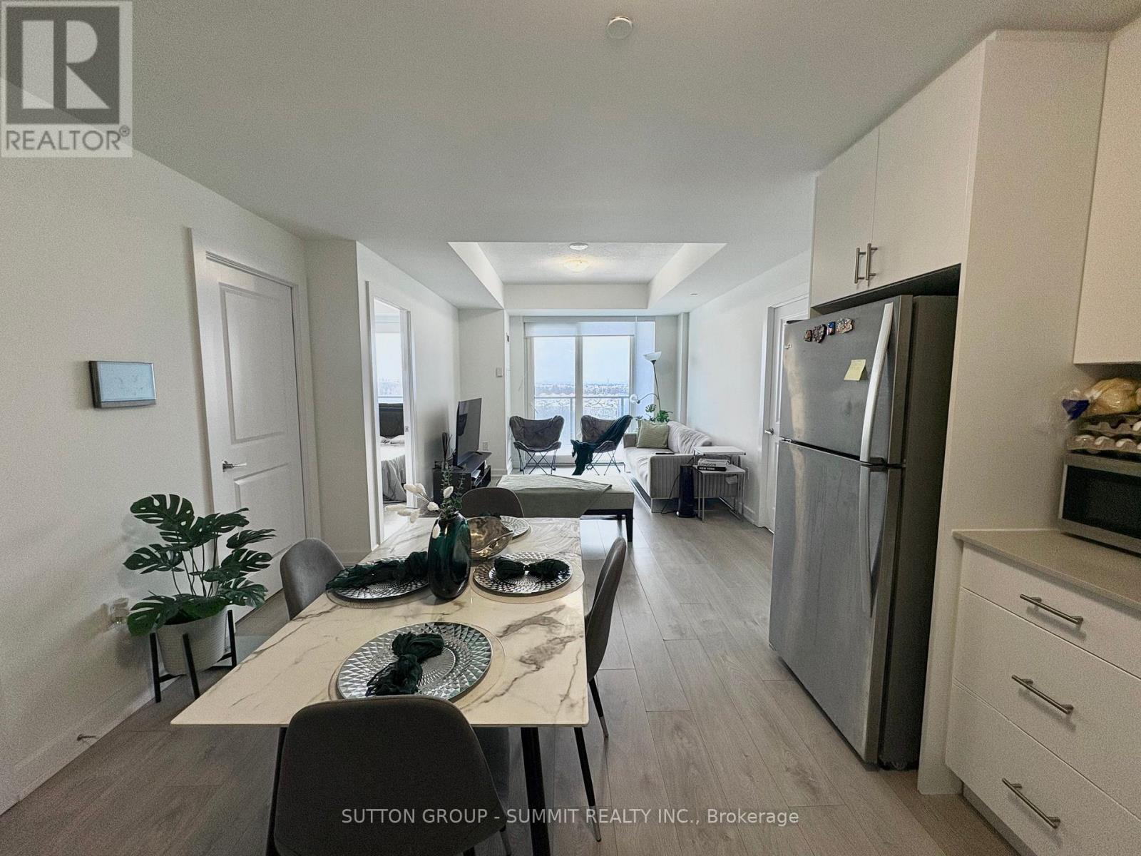 1210 - 3200 William Coltson Avenue, Oakville, Ontario  L6H 7W6 - Photo 6 - W12774346