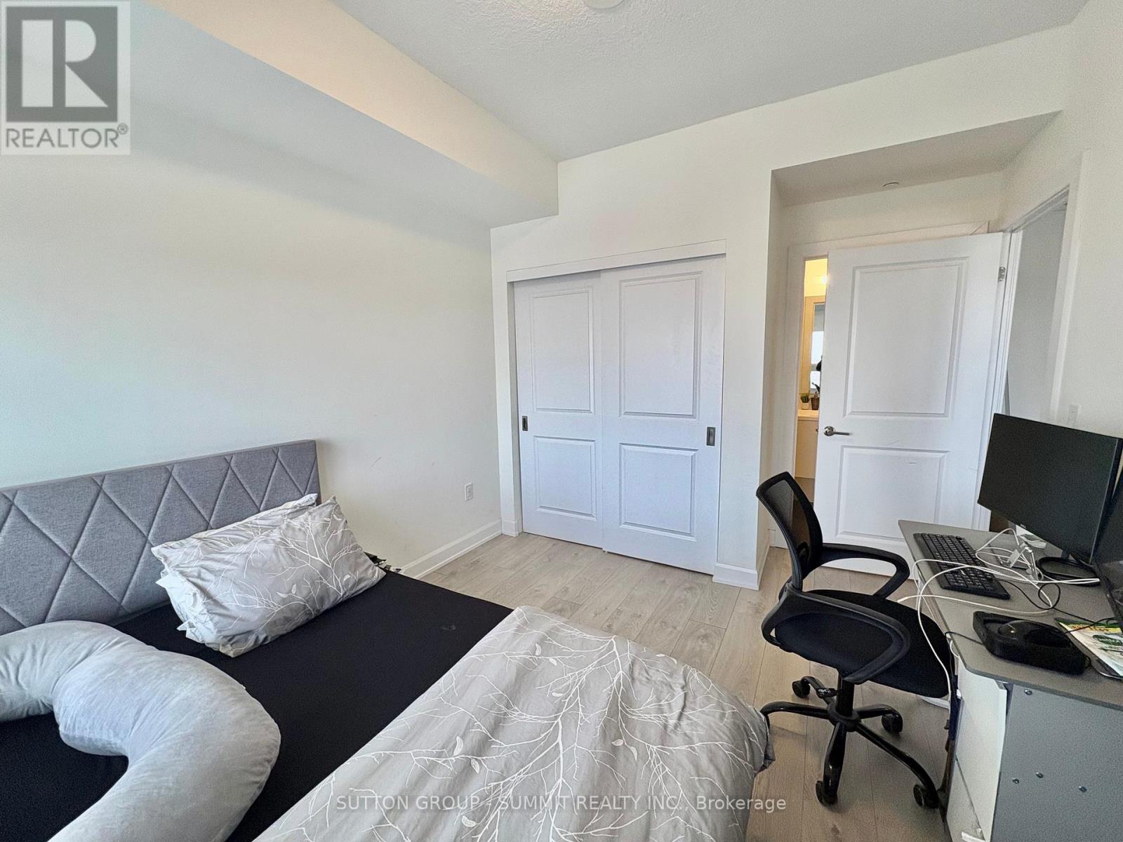 1210 - 3200 William Coltson Avenue, Oakville, Ontario  L6H 7W6 - Photo 13 - W12774346