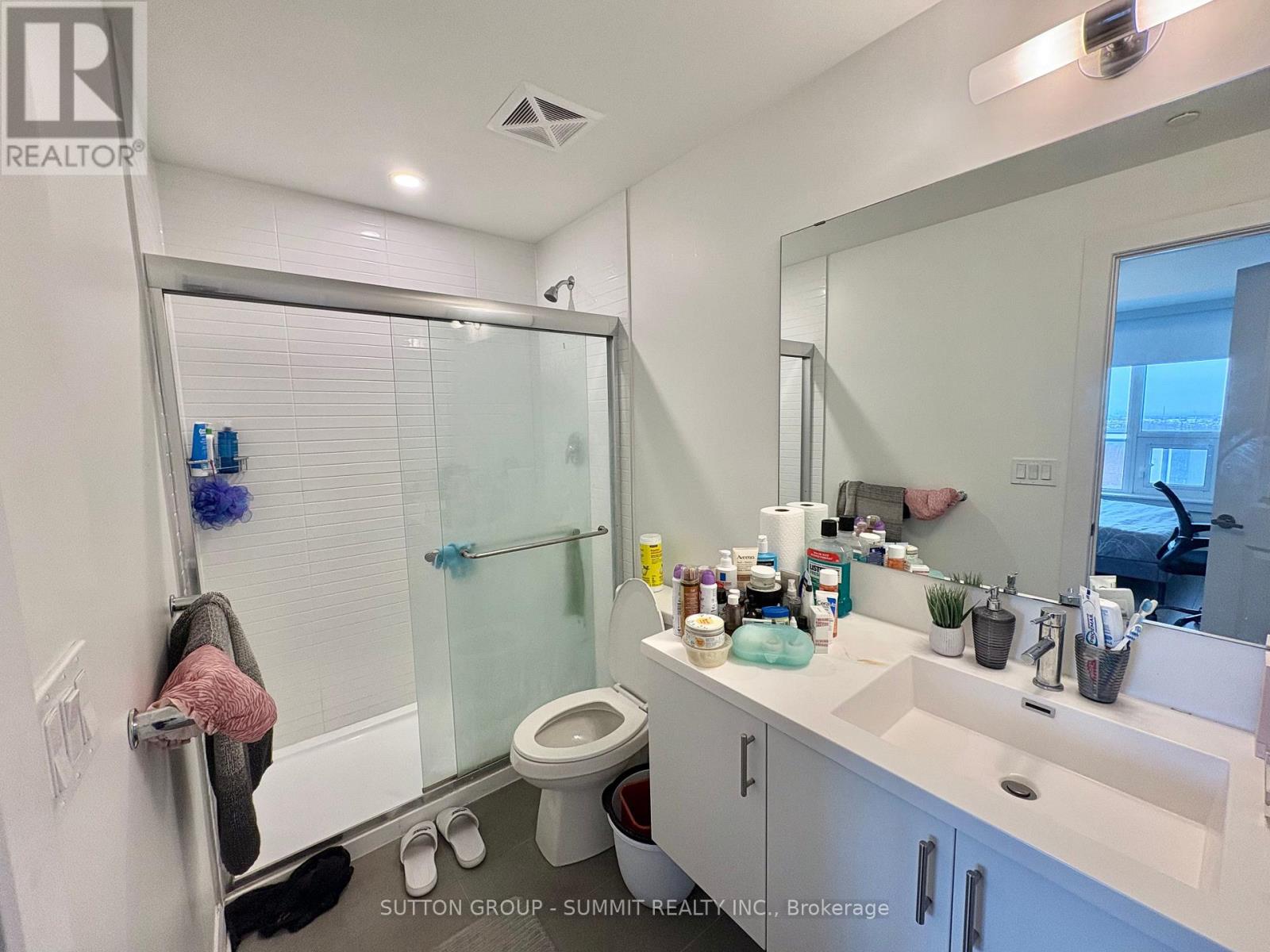 1210 - 3200 William Coltson Avenue, Oakville, Ontario  L6H 7W6 - Photo 8 - W12774346