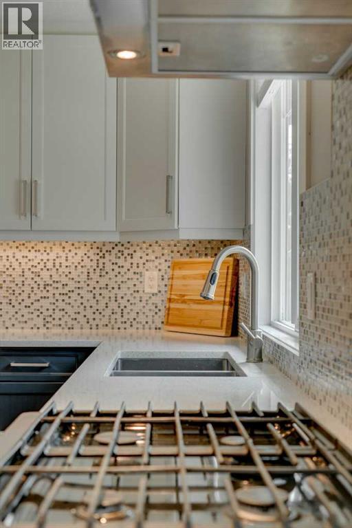 2444 45 Street Se, Calgary, Alberta  T2B 1K4 - Photo 14 - A2286368