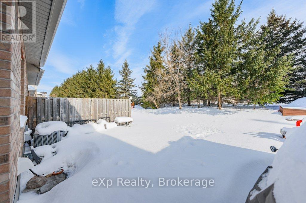 55 Laughland Lane, Guelph, Ontario  N1L 0C9 - Photo 33 - X12798596