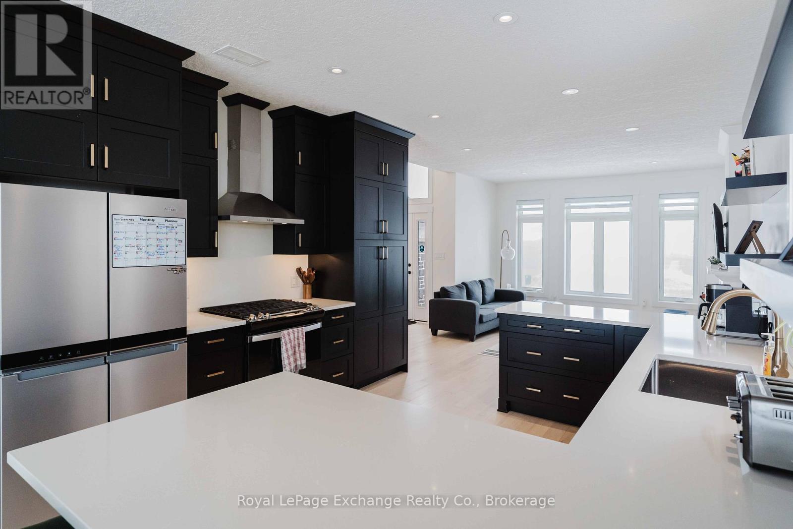 394 Ridge Street, Saugeen Shores, Ontario  N0H 2C3 - Photo 12 - X12798614