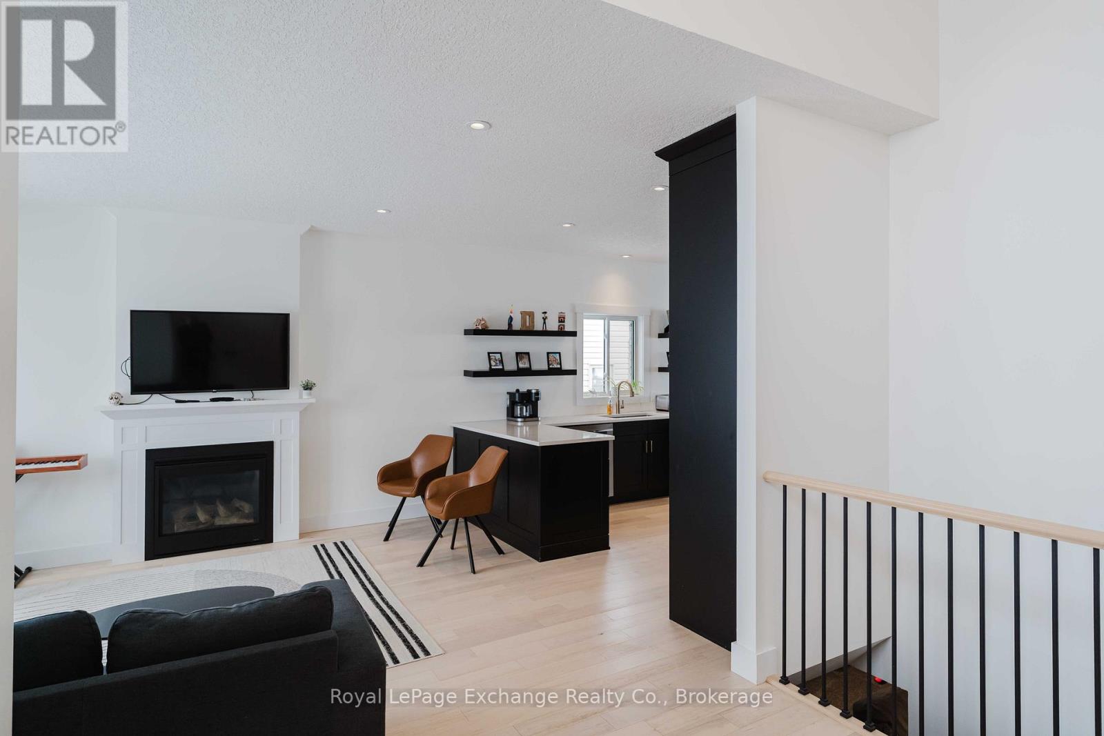 394 Ridge Street, Saugeen Shores, Ontario  N0H 2C3 - Photo 8 - X12798614