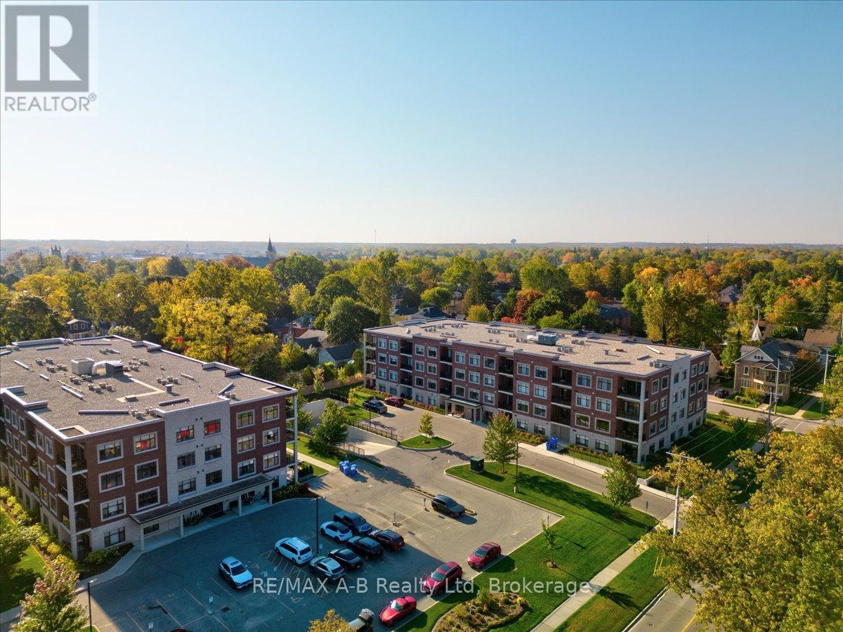 109 - 235 John Street N, Stratford, Ontario  N5A 0H9 - Photo 5 - X12798718