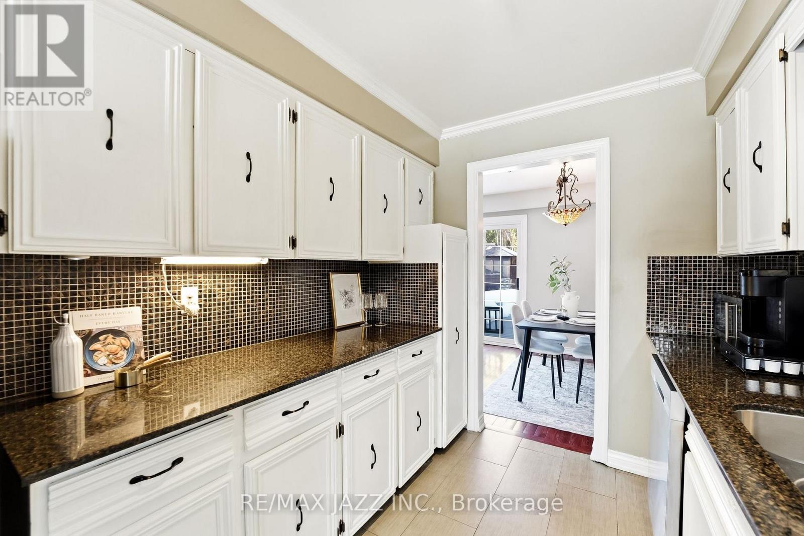 1757 Shadybrook Drive, Pickering, Ontario  L1V 3A6 - Photo 17 - E12798628