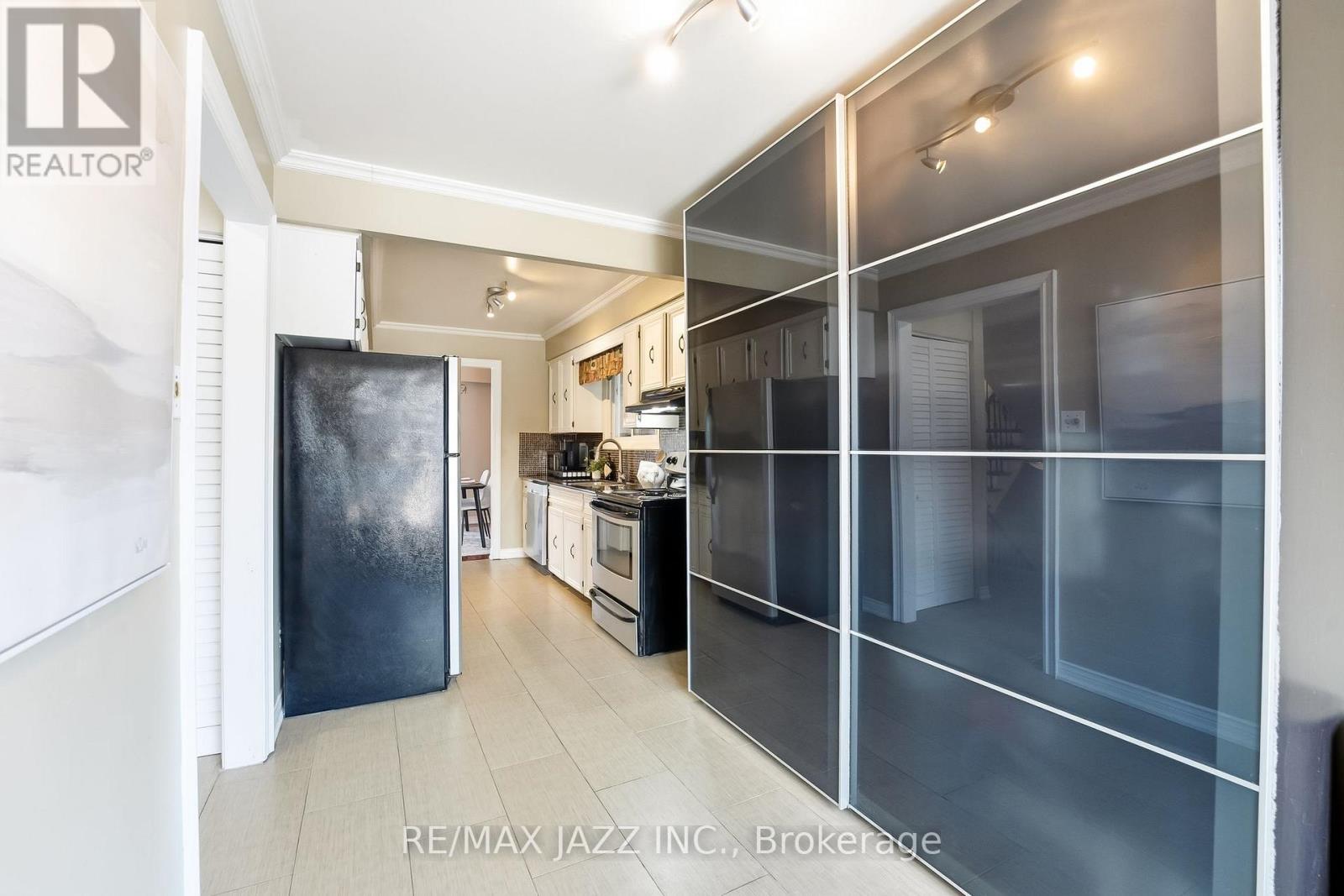 1757 Shadybrook Drive, Pickering, Ontario  L1V 3A6 - Photo 22 - E12798628