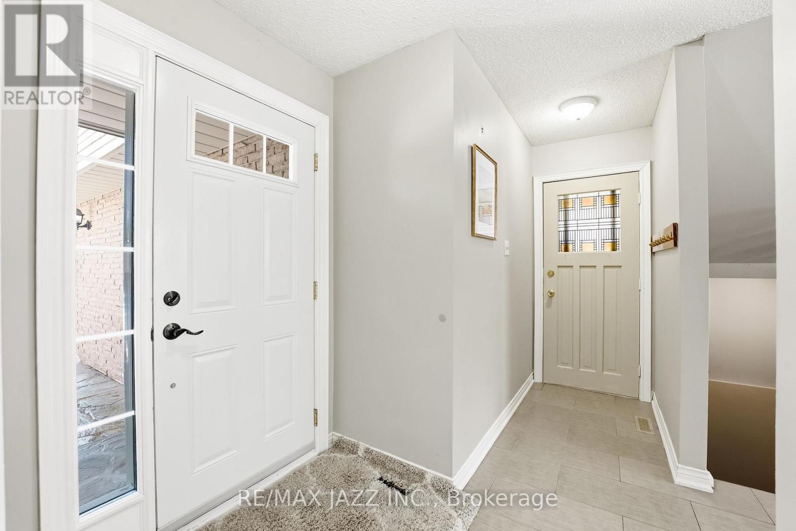 1757 Shadybrook Drive, Pickering, Ontario  L1V 3A6 - Photo 5 - E12798628