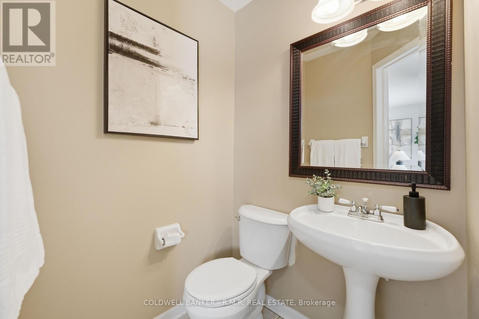 15 Greengrove Way, Whitby, Ontario  L1R 2N4 - Photo 10 - E12798636