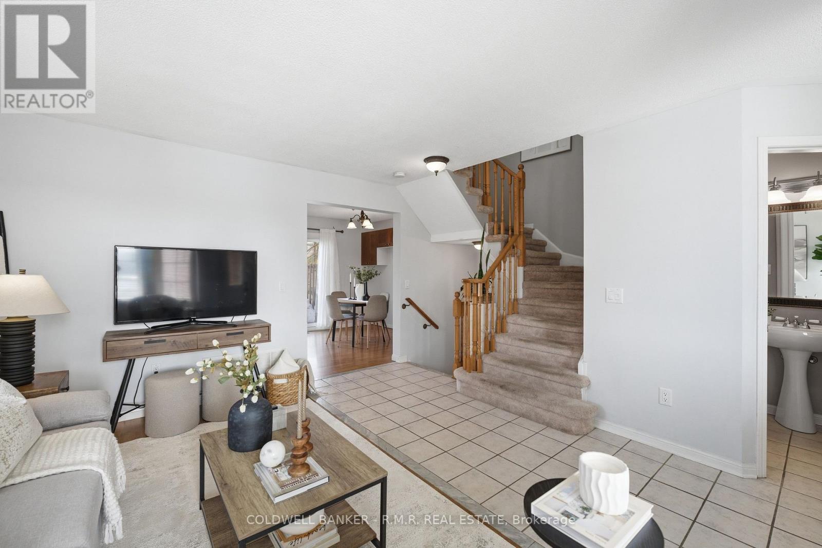 15 Greengrove Way, Whitby, Ontario  L1R 2N4 - Photo 9 - E12798636