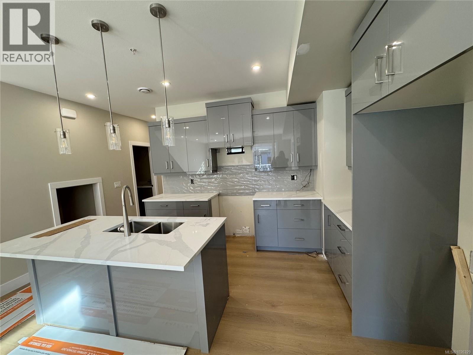 17 Leam Rd, Nanaimo, British Columbia V9T 3N7 - Photo 2 - 1026329